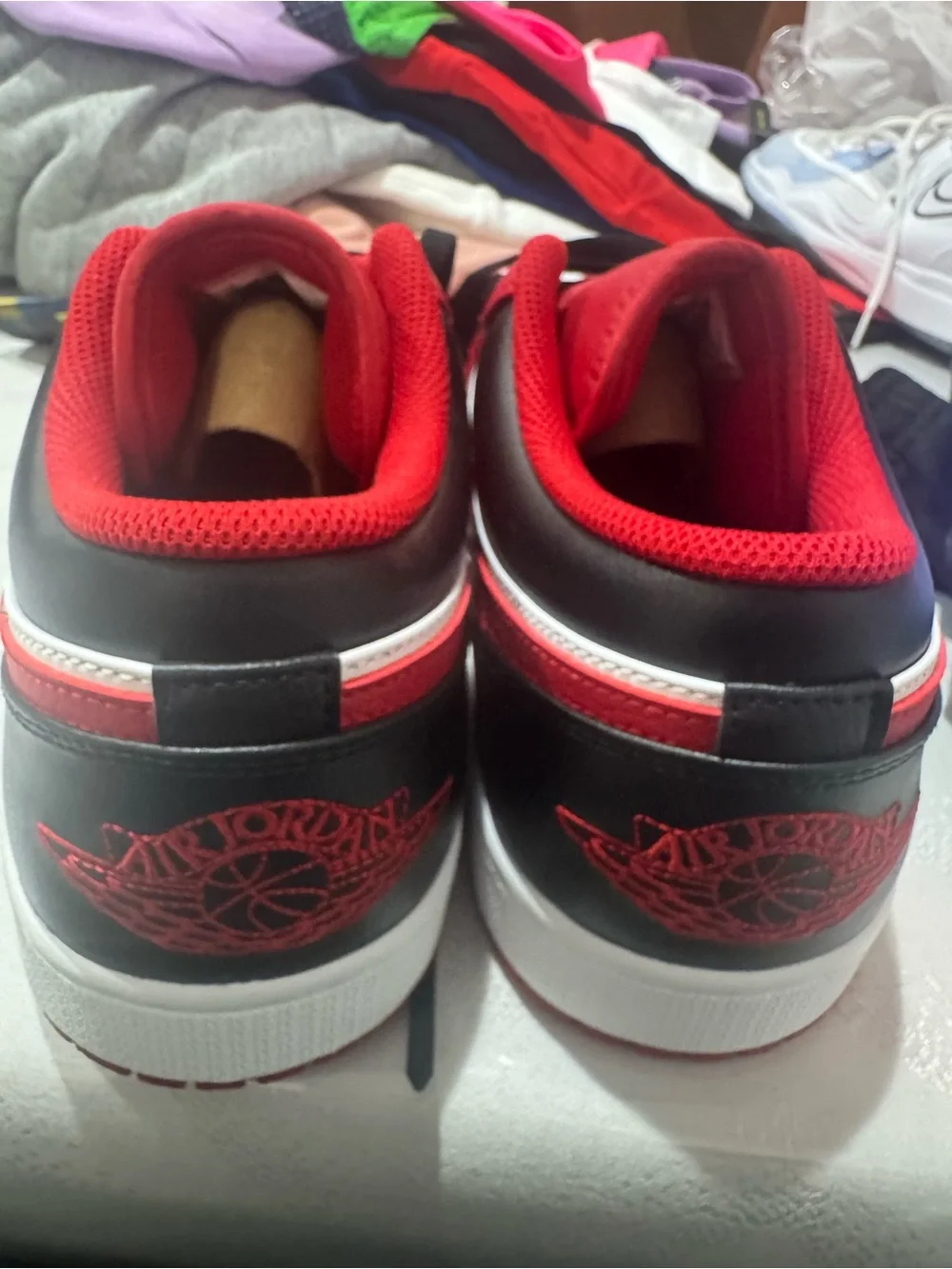 Jordan authentic low